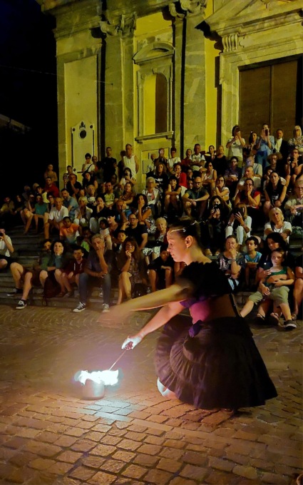 Che successo per Asso Oscura