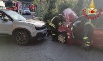 Incidente frontale: due persone coinvolte