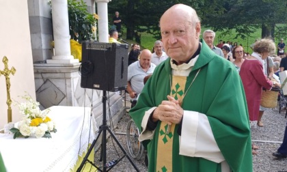 Al via le tradizionali messe col Cardinal Ravasi: oltre 100 persone presenti