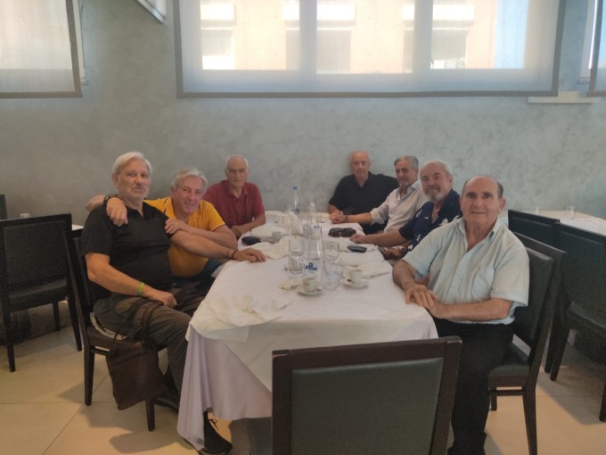 Si ritrovano dopo 53 anni dalla scuola allievi