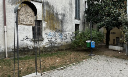 Vandalismi in piazza del Fante, pugno duro