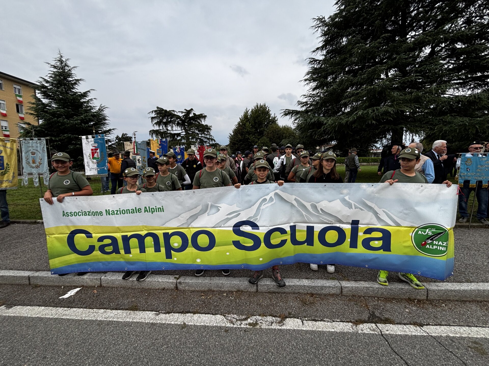 Lurate caccivio, adunata sezionale alpini