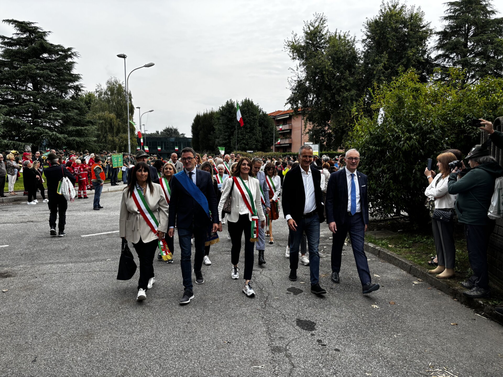 Lurate caccivio, adunata sezionale alpini