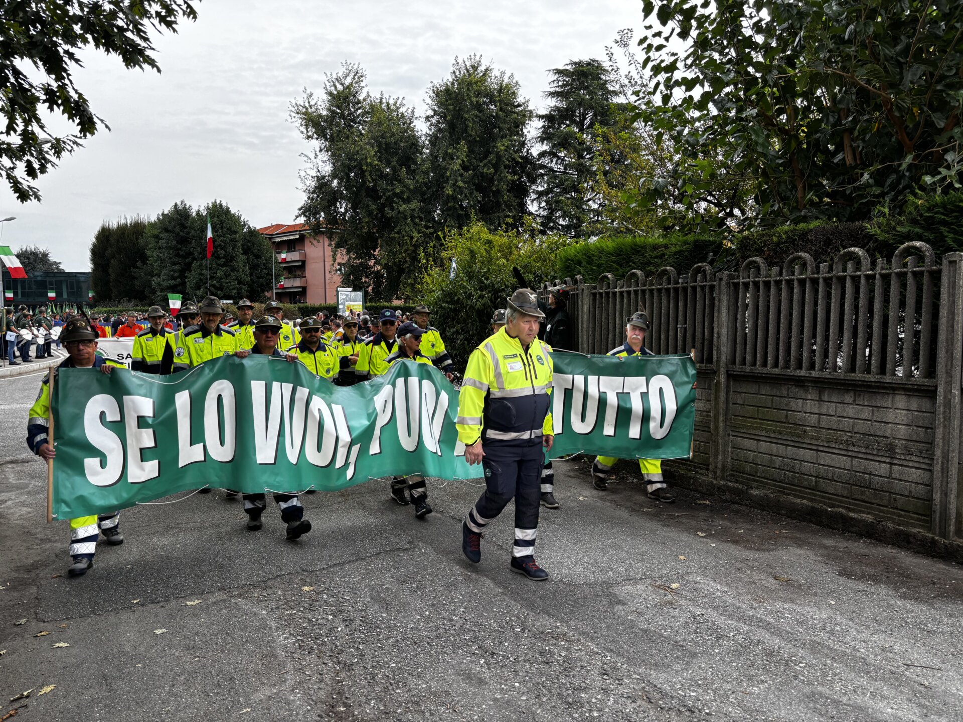 Lurate caccivio, adunata sezionale alpini