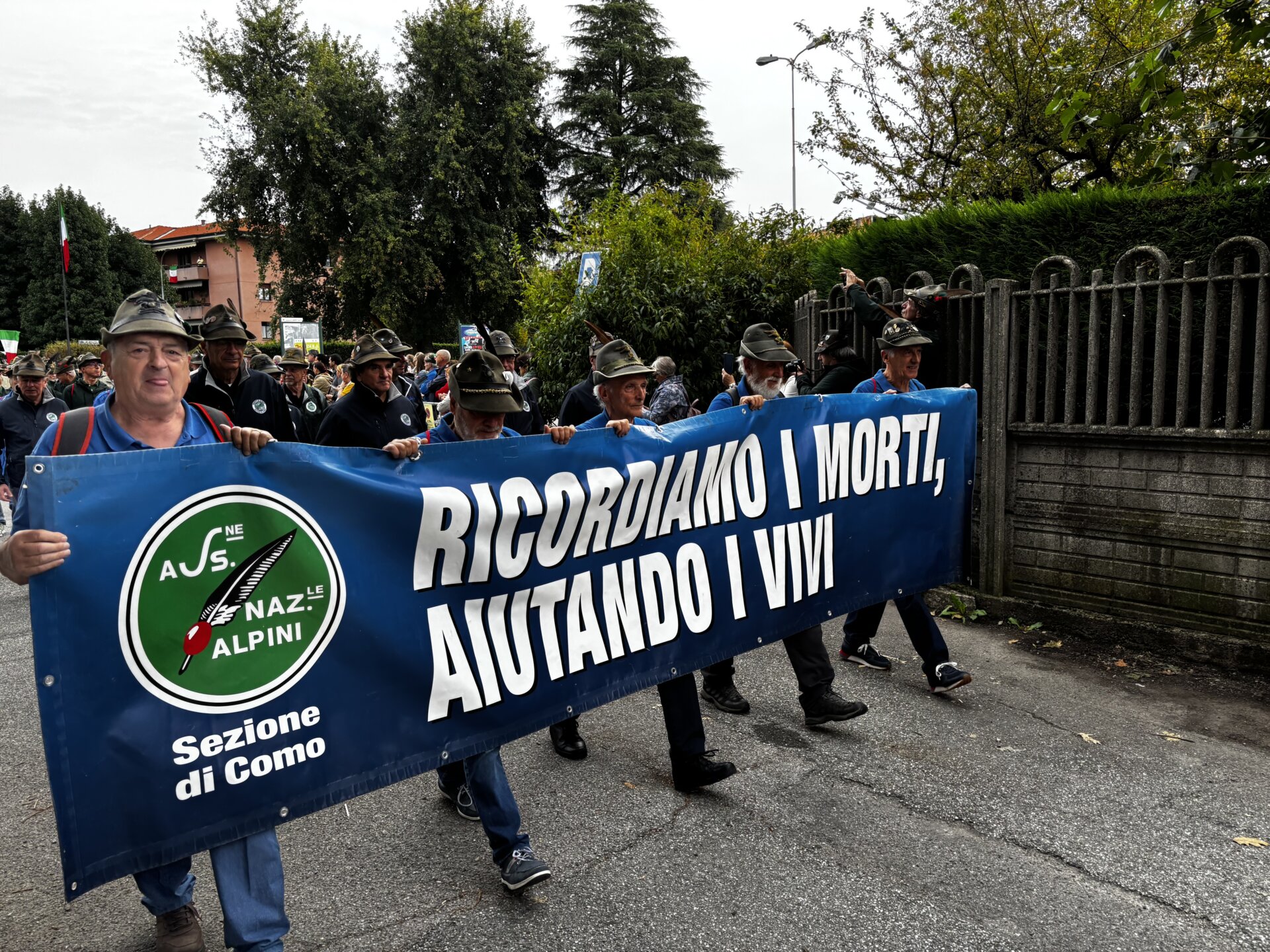 Lurate caccivio, adunata sezionale alpini