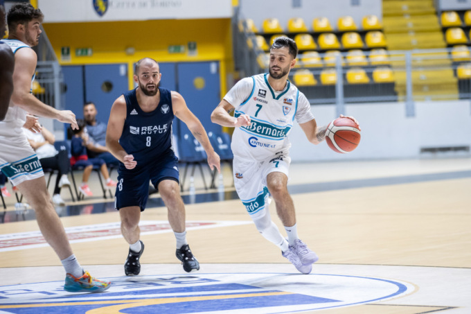 L’Acqua S.Bernardo vince a Torino 80-87