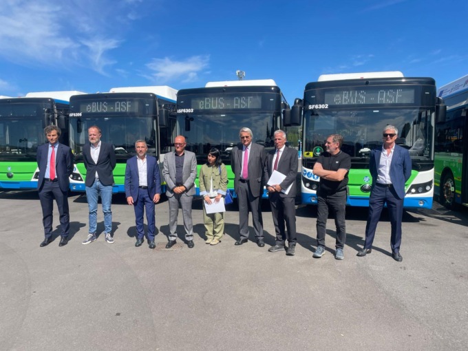Trasporto pubblico locale, consegnati 23 nuovi bus elettrici