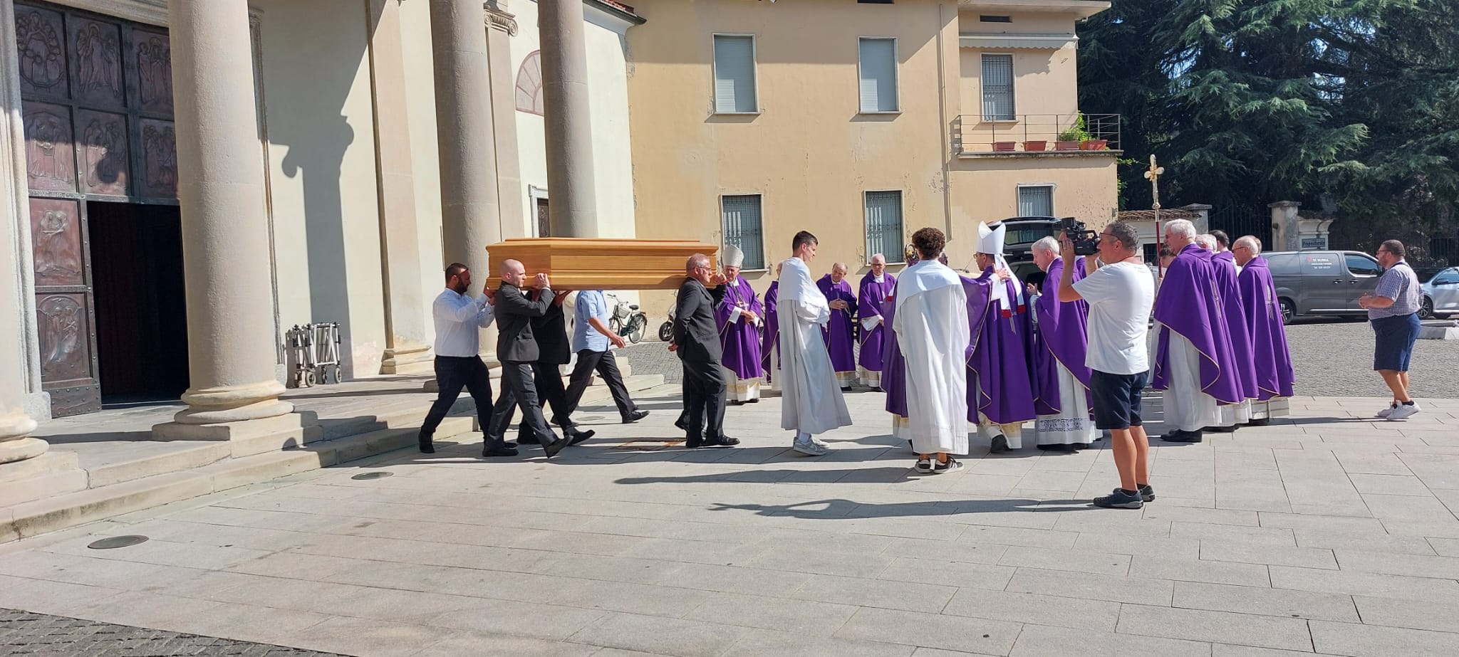 funerale erba monsignor silvano motta (5)