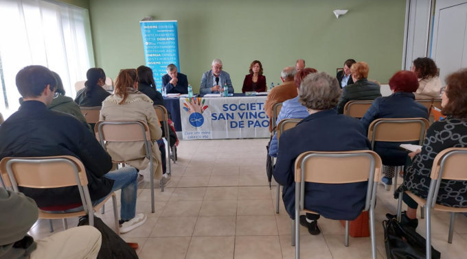 “Nuovi percorsi”, Acinque ha donato fondi per cento famiglie