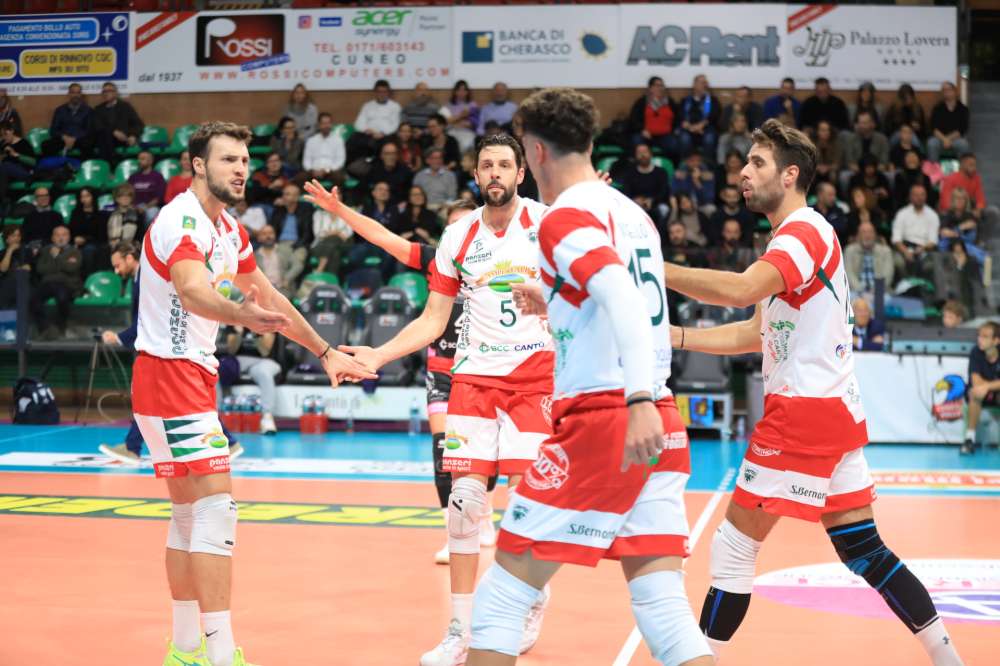 Cuneo contro  Cantù Campi Reali serie A2 uomini pallavolo