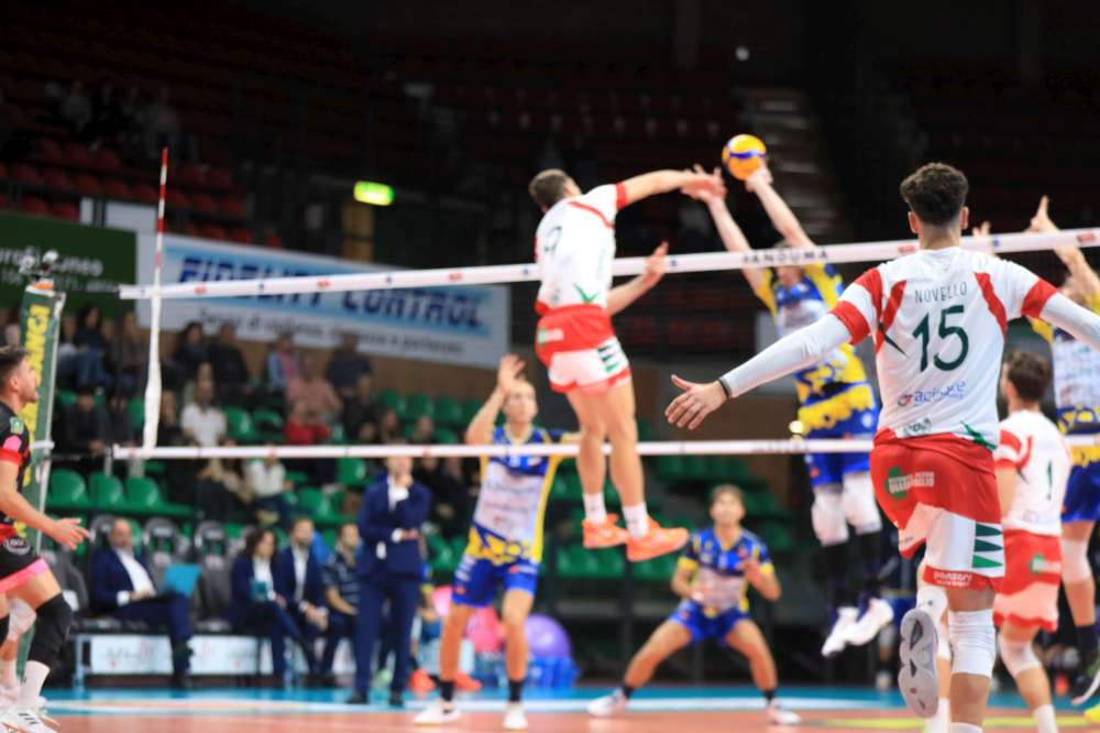 Cuneo contro  Cantù Campi Reali serie A2 uomini pallavolo