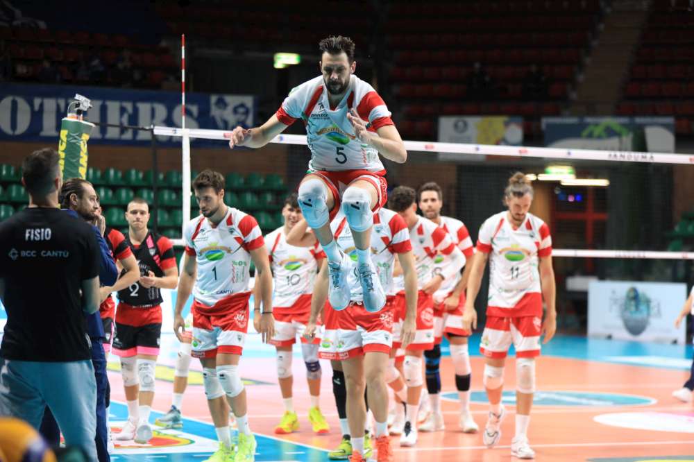 Cuneo contro  Cantù Campi Reali serie A2 uomini pallavolo