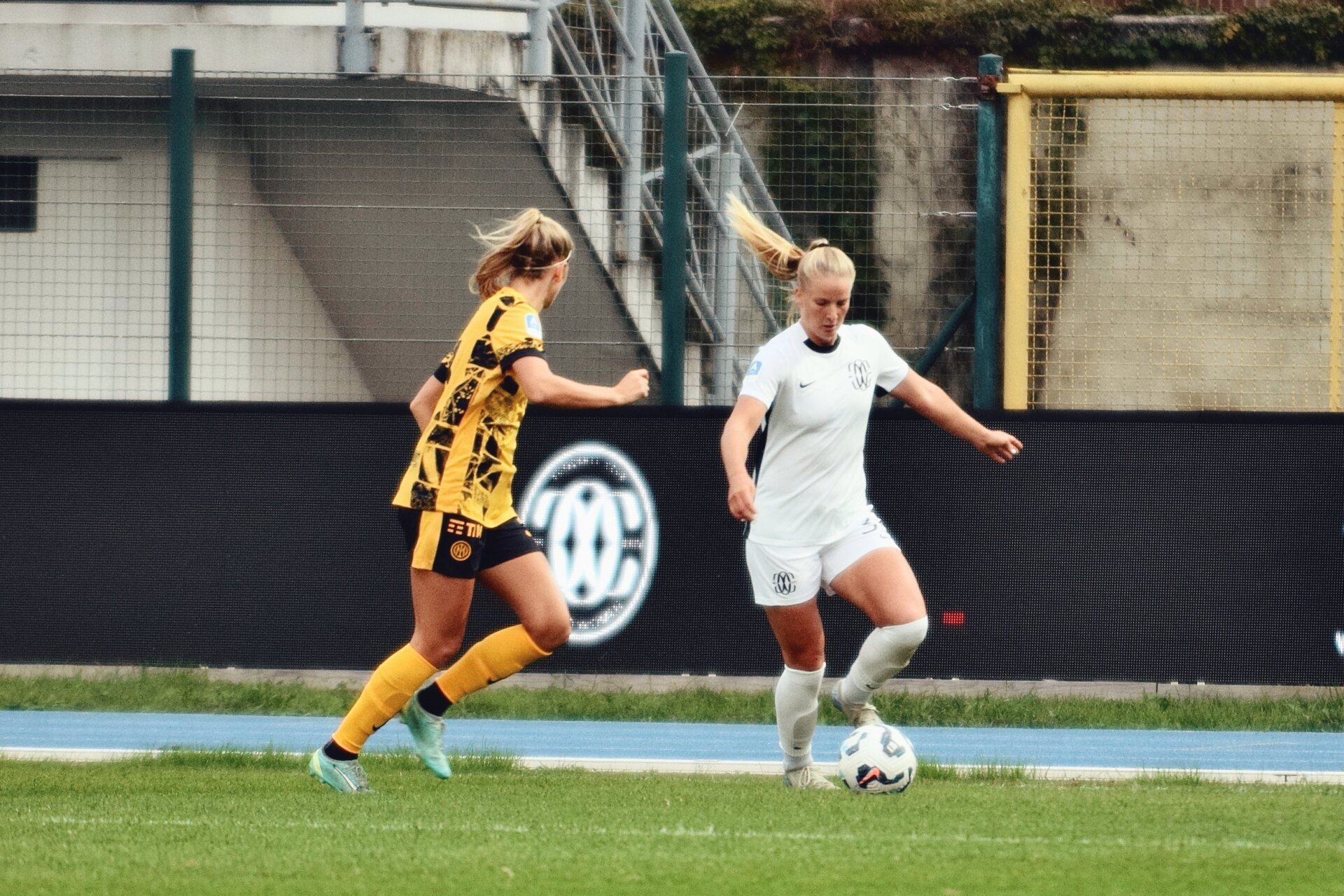 Como Women contro Inter serie A