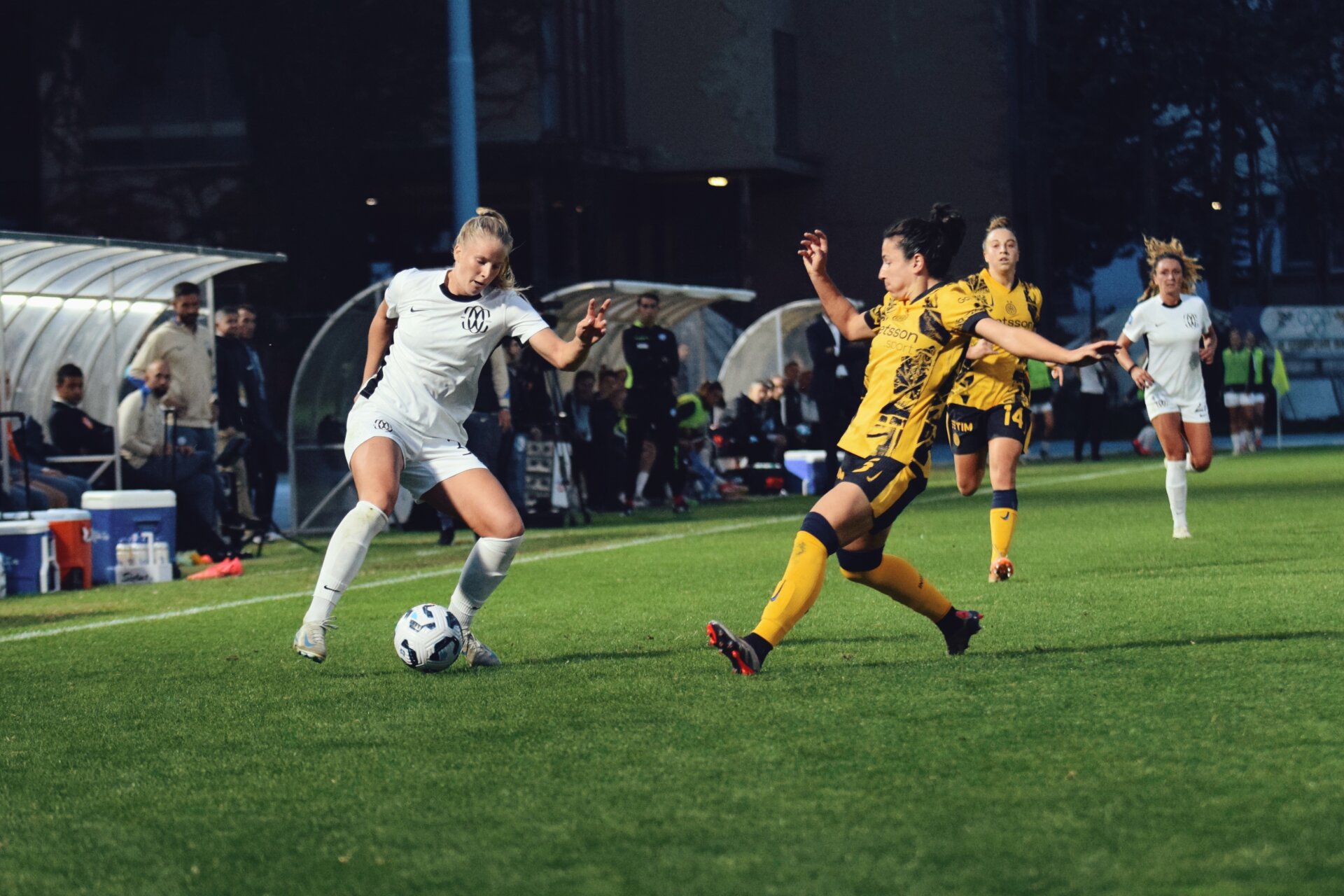 Como Women contro Inter serie A