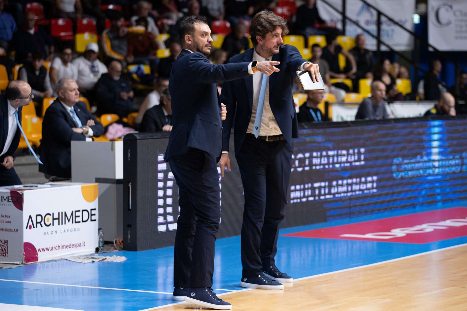 Acqua San Bernardo Cantù contro Torino coach Nicola Brienza