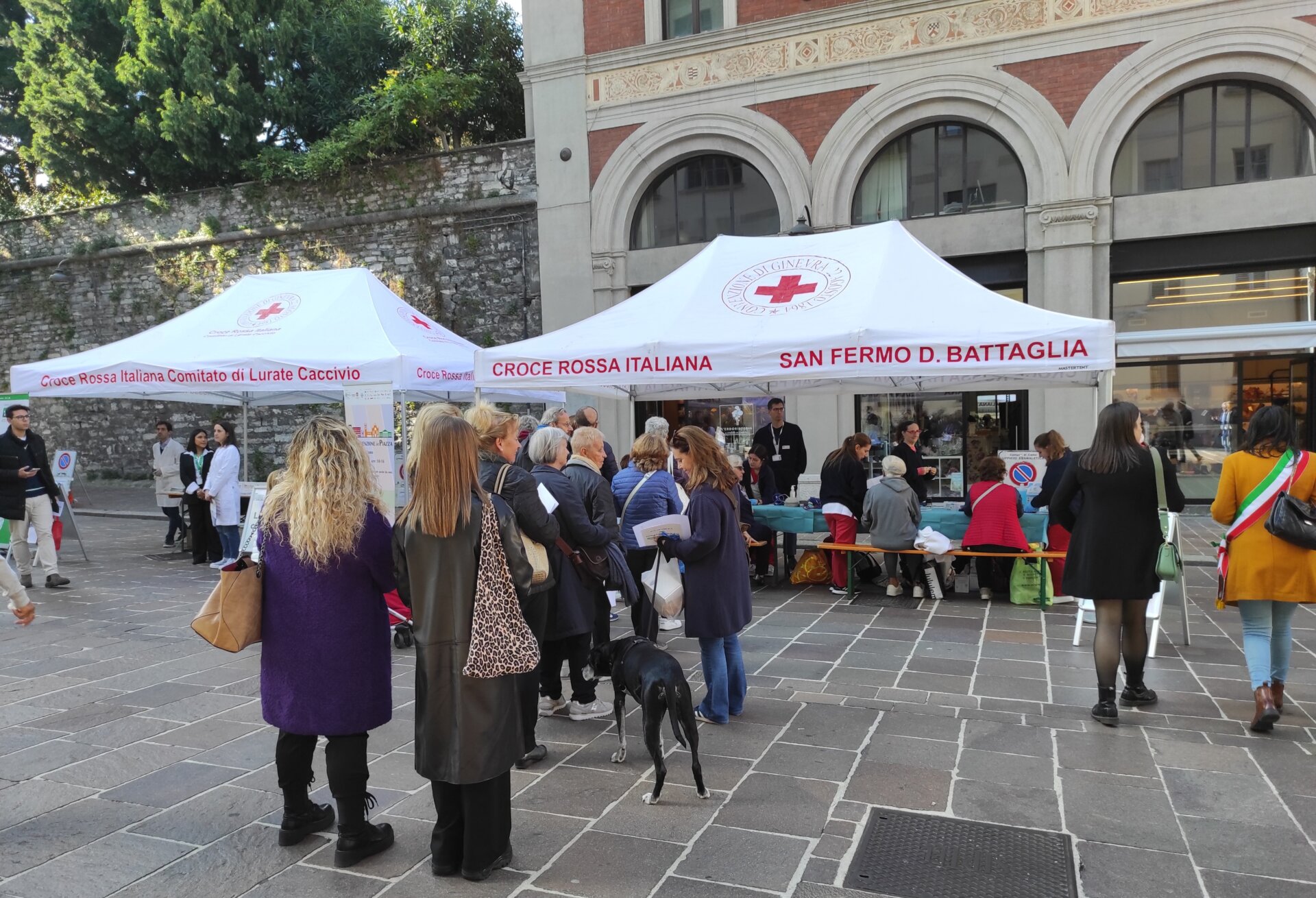 Porta Torre Como prevenzione in piazza rete sanitaria unita per la salute