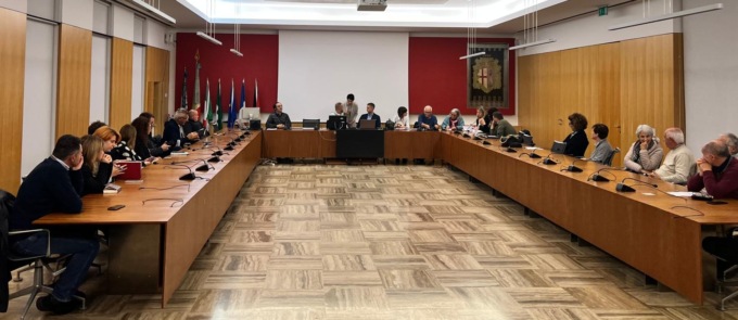 Natale, salta la sosta gratuita il sabato?