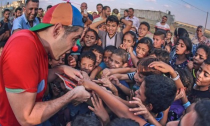 In più di 100 piazze italiane la Giornata della Meraviglia del claun Pimpa