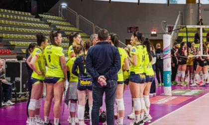 Albese Volley generosa non basta e alza bandiera bianca anche contro Melendugno per 1-3