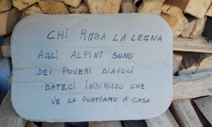 Rubati 50 chili di legna agli Alpini