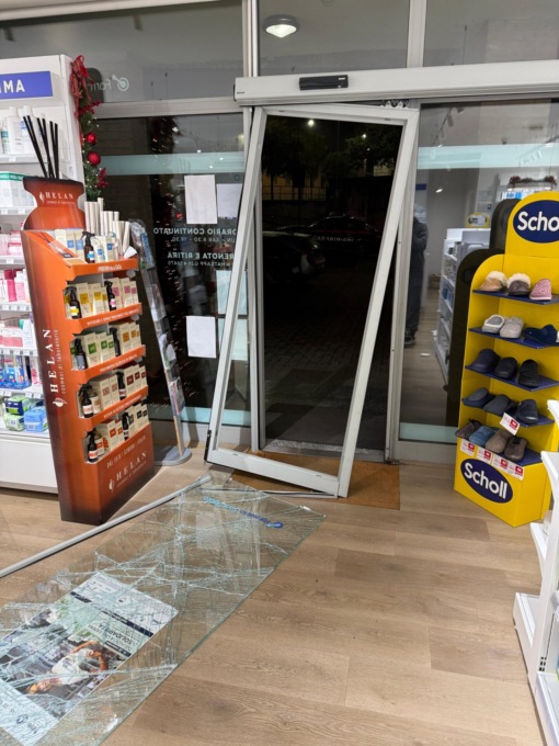 Furto alla farmacia Sant’Agata