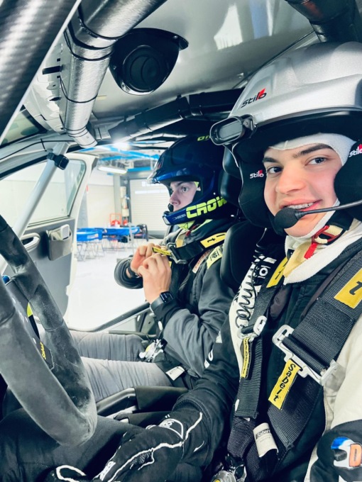 A 17 anni Francesco è un astro nascente del rally