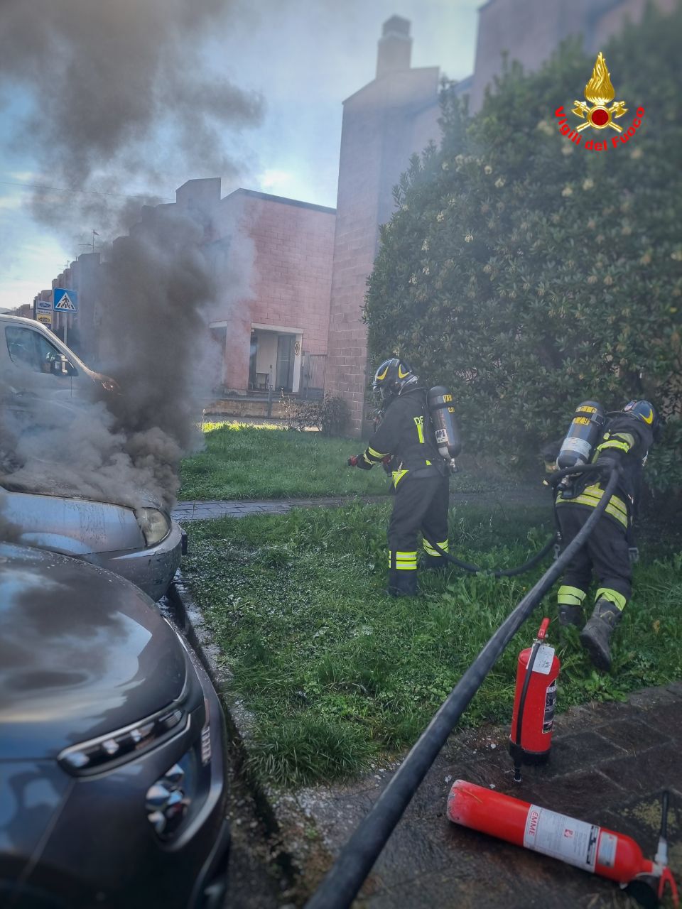 bosisio incendio auto