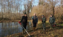 Parco della Valle del Lambro: Agenti Volontari al lavoro per ripulire la pozza d'acqua