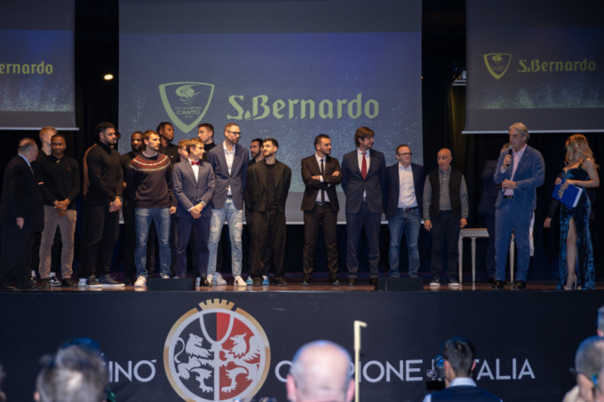 Gran Galà Christmas Awards, Brienza vince il “Premio basket”