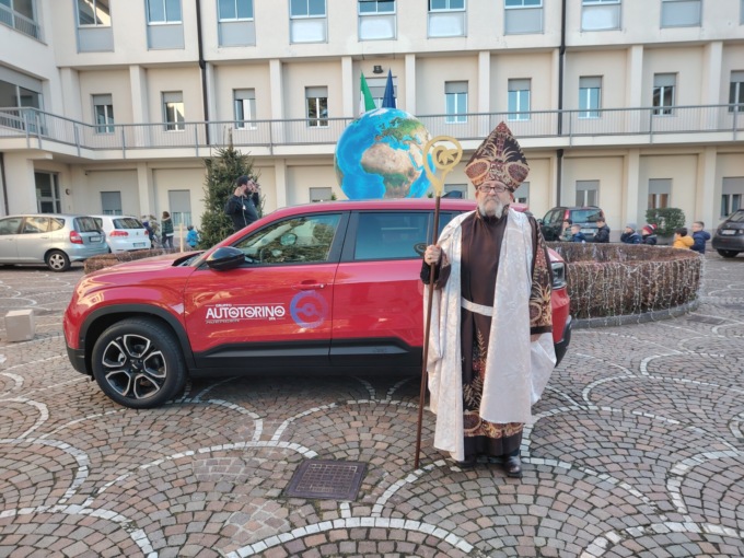 A Cantù è arrivato San Remigio