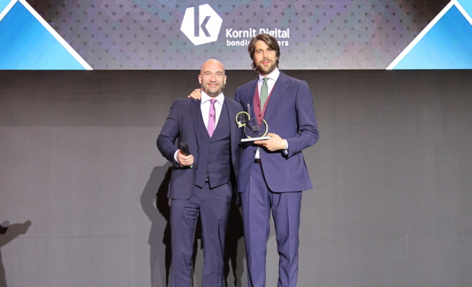 “Stamperia di Cassina Rizzardi” premiata con l'”Oro Digital Textile”.