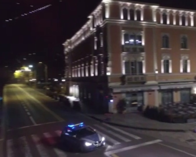 Ubriaco e senza patente guidava un’auto non sua, 30enne denunciato