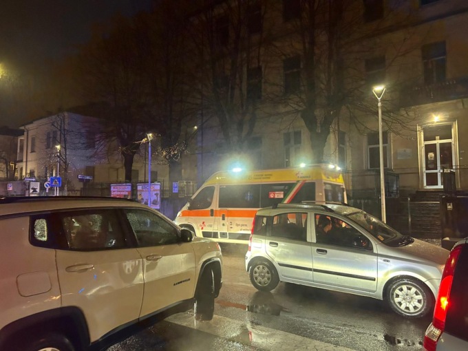 Incidente a Carugo: investita una donna