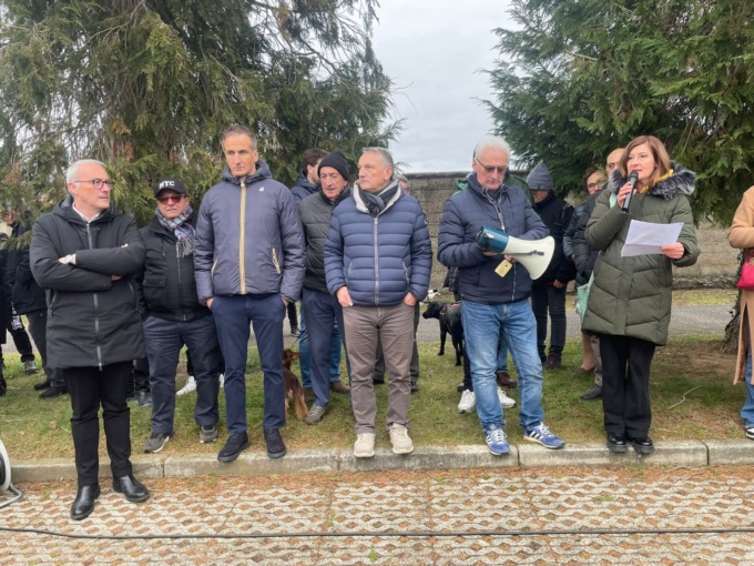 “No biogas da liquami nel parco”, anche i politici comaschi presenti all’assemblea