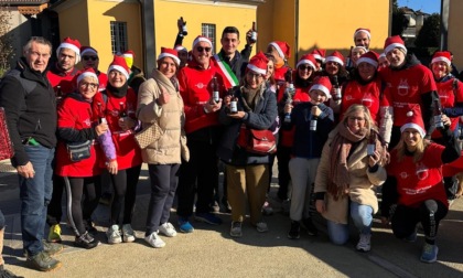 Successo per la Corsa dei Babbi Natale a Bosisio