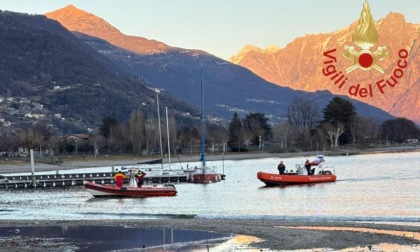 Traghettata da una sponda all'altra del Lago