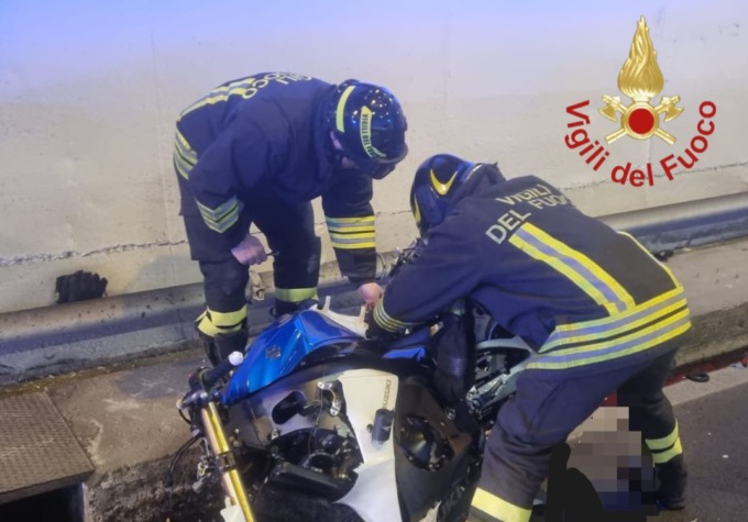 Incidente in galleria a Brienno: morto un uomo