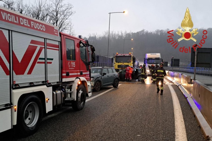 Incidente sulla A59, tangenziale temporaneamente chiusa