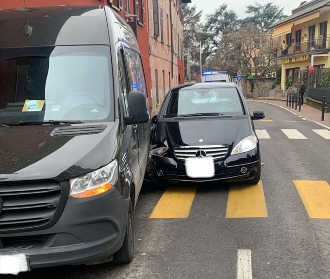 Tamponamento in via XX Settembre, ristabilita l’ordinaria viabilità