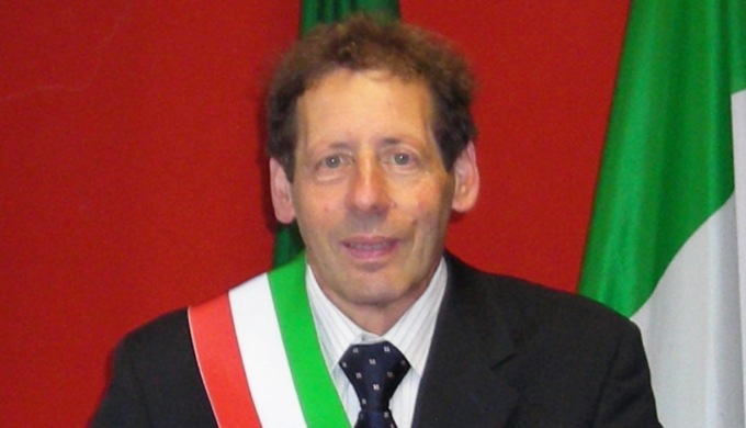 Pro Rezzago fuori dalla sede, la replica del sindaco: “Da parte nostra c’è sempre stata apertura”