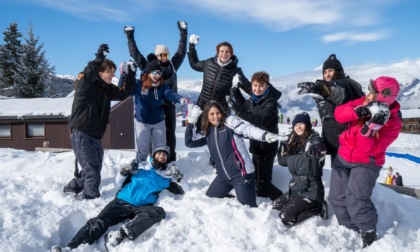 Giornata sulla neve: tanti giovani insieme per l'iniziativa della Consulta di Anzano con Lo Snodo