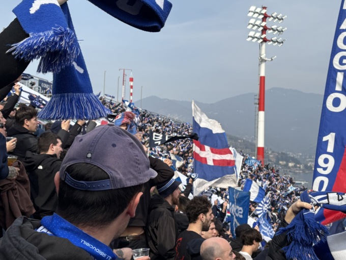 Como-Napoli: i lariani conquistano la vittoria contro la capolista