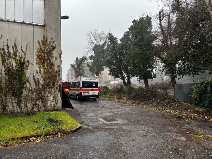 Incidente sul lavoro, 62enne in gravi condizioni