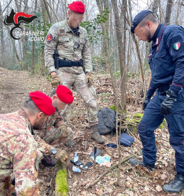 Spaccio nei boschi, arrestato dai Carabinieri