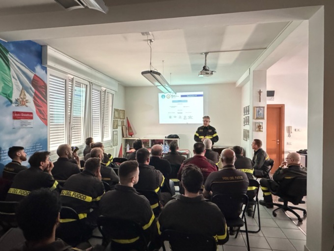 Formazione aperta alla cittadinanza, i Vigili del fuoco salgono in cattedra
