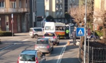 Ennesimo incidente in via Leopardi