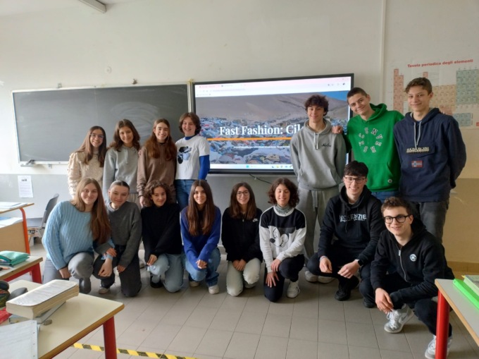 Lezioni sul fast fashion al liceo “Fermi”