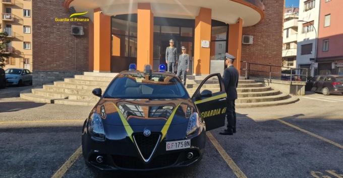 Occulta più di un milione di euro, sequestro preventivo di un immobile