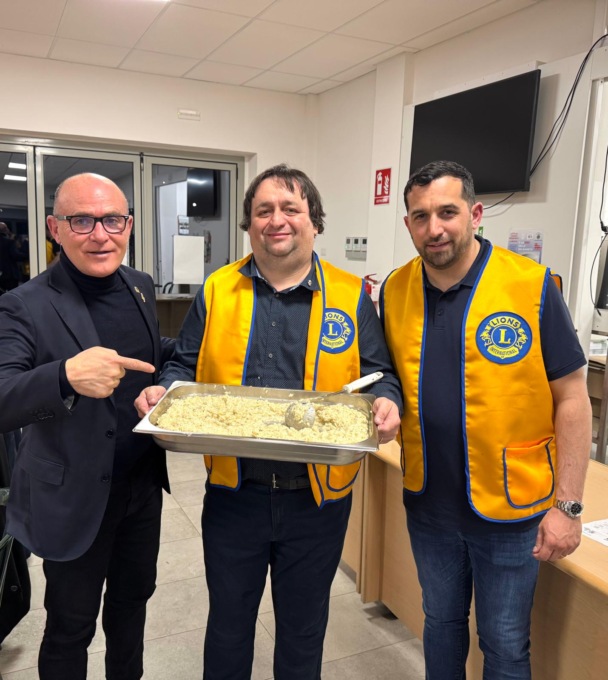 Risotto solidale con i Lions, raccolti 4mila euro