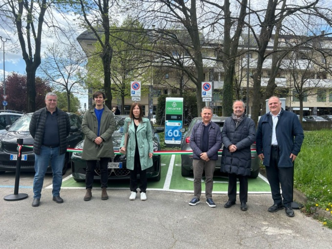 Nuova stazione di ricarica ACI per veicoli elettrici